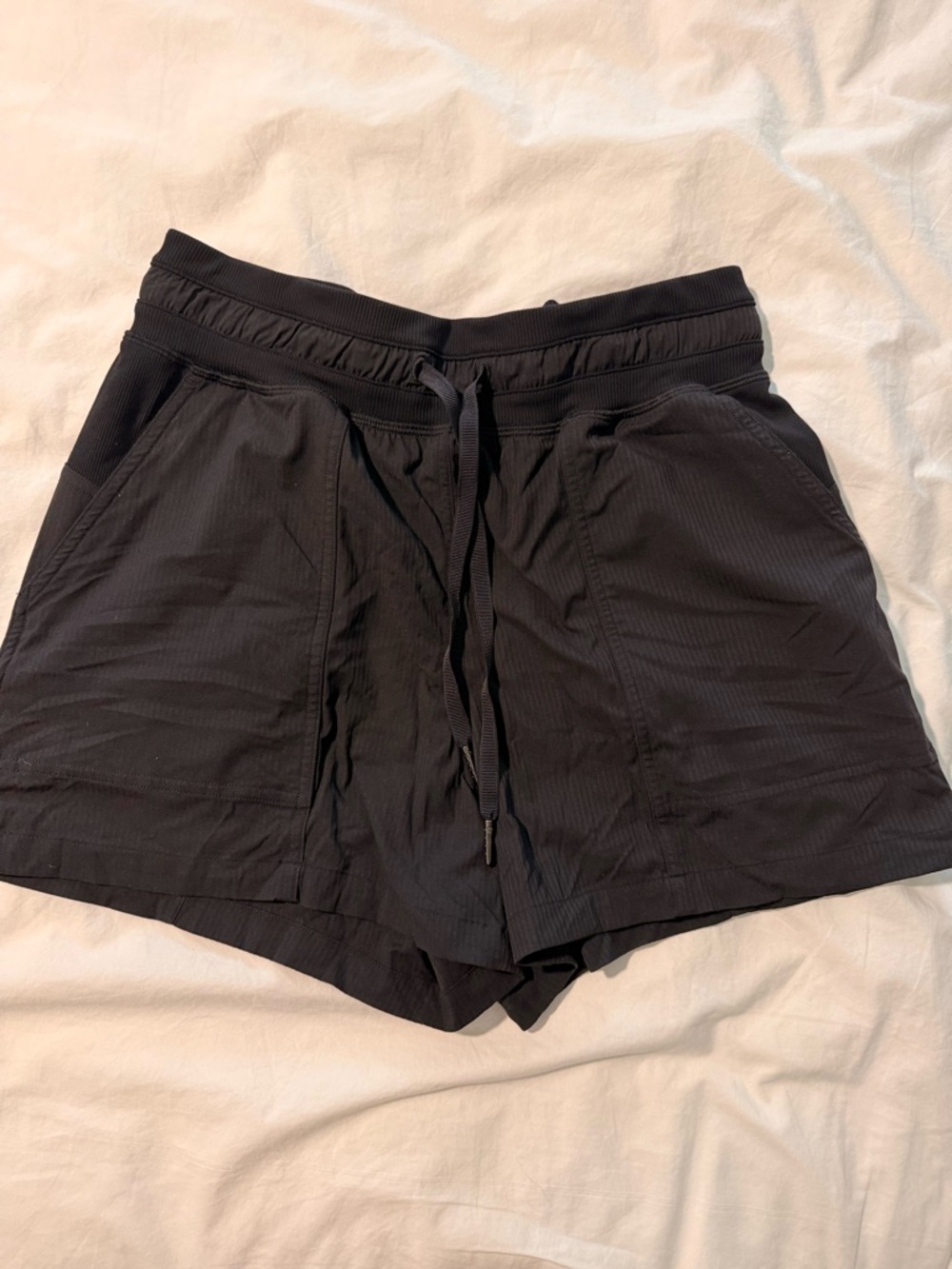 Lululemon Dance Studio High-rise shorts 3.5”